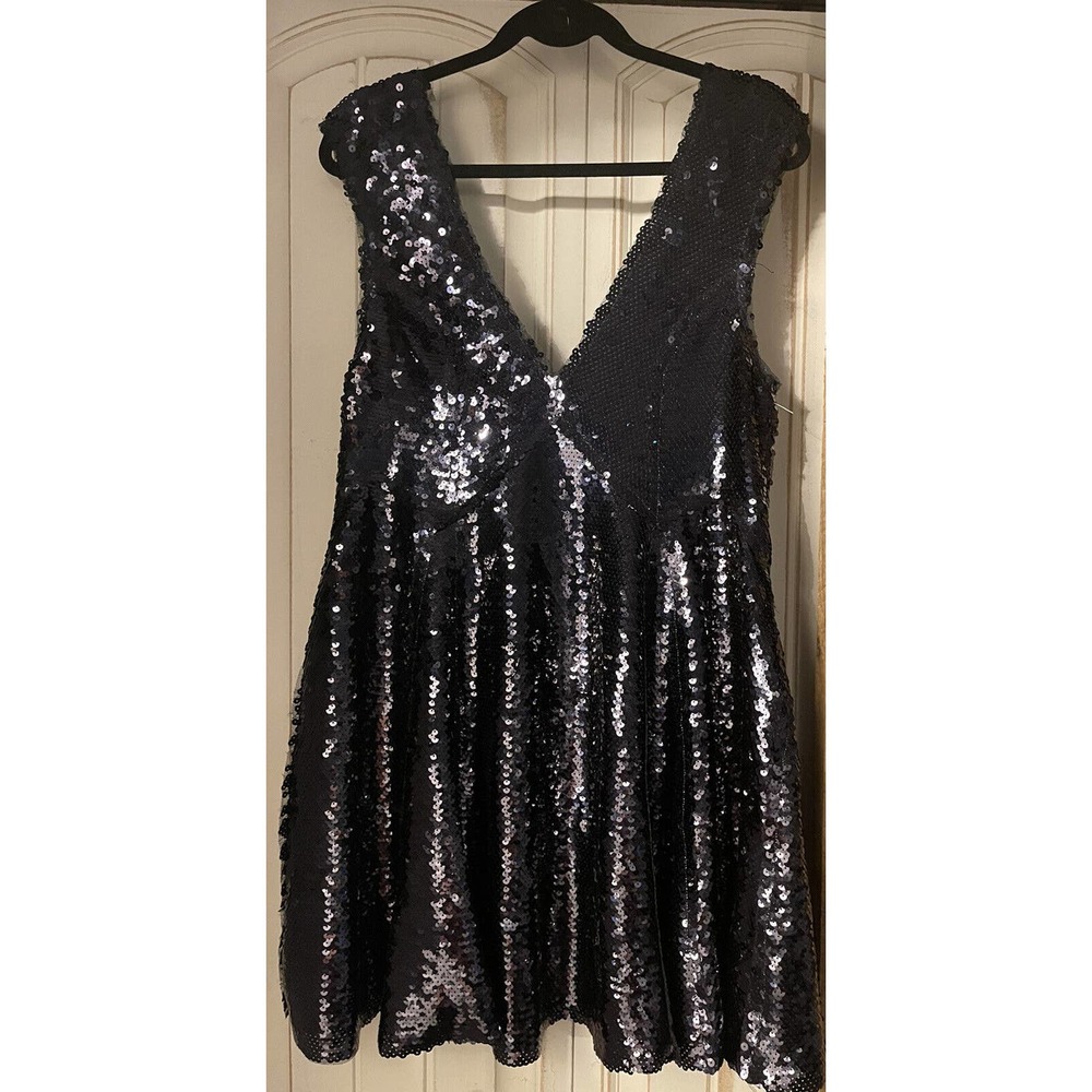 Free People black sequin Deep V Full Swing dress size XL